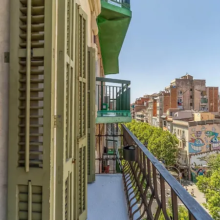 Ab Montjuic 公寓 *